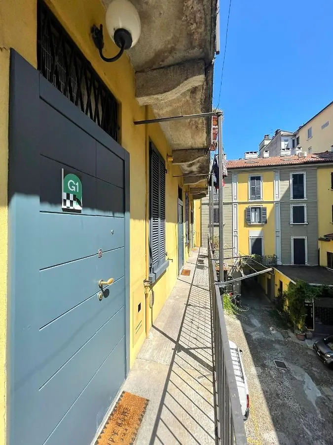 ** Aparthotel Easy Milano - Rooms And Apartments Navigli Italië