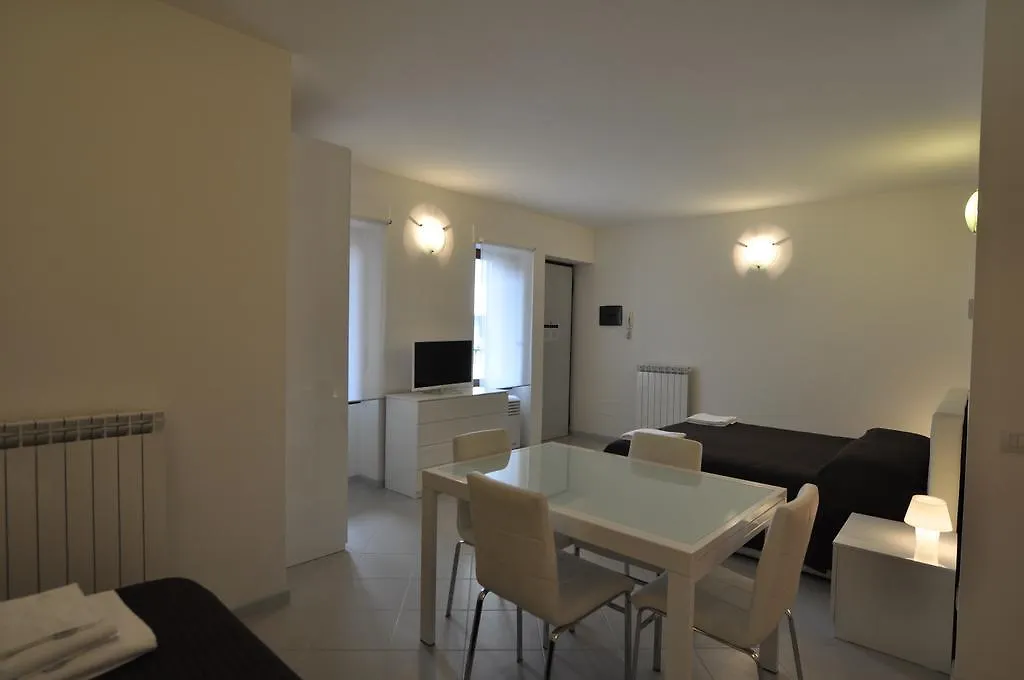 Aparthotel Easy Milano - Rooms And Apartments Navigli