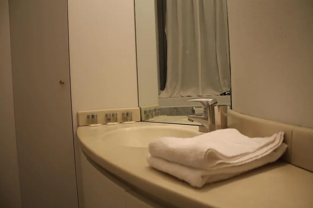 Easy Milano - Rooms And Apartments Navigli 2*, Milan Italy