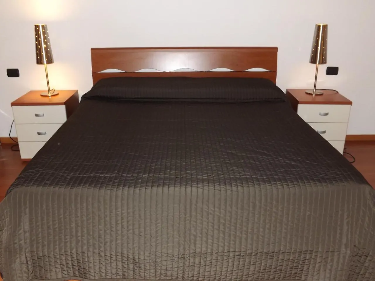 Easy Milano - Rooms And Apartments Navigli Milan