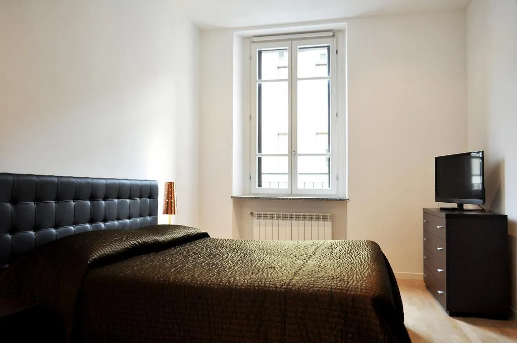 Easy Milano - Rooms And Apartments Navigli Milan